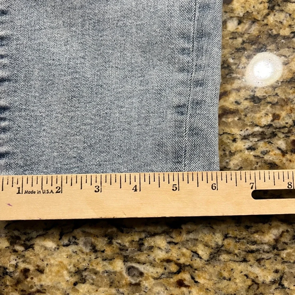 Talbots Everyday Relaxed Jean Light Wash Denim Blue Pants Womens Size 8